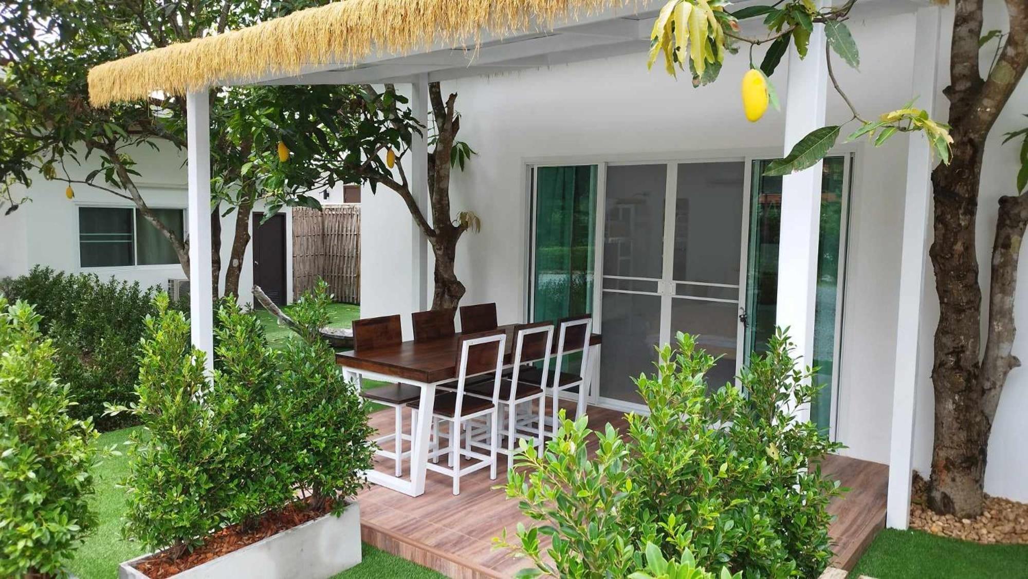 La Villa De Madame Su Chiang Mai Esterno foto