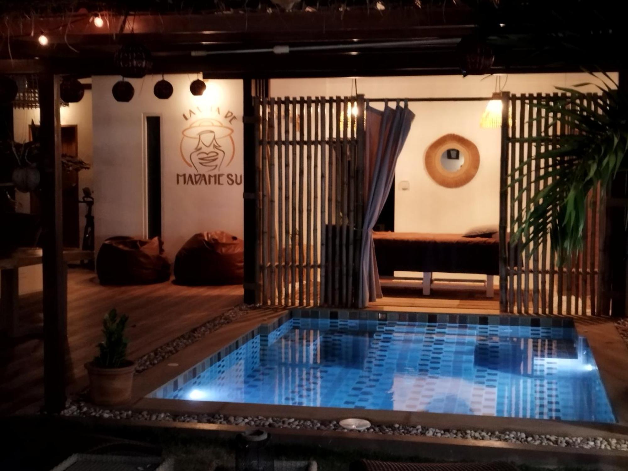La Villa De Madame Su Chiang Mai Esterno foto